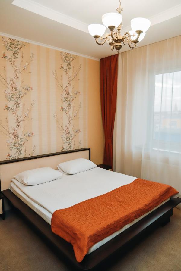 Готель Релакс Korostyshiv Ngoại thất bức ảnh